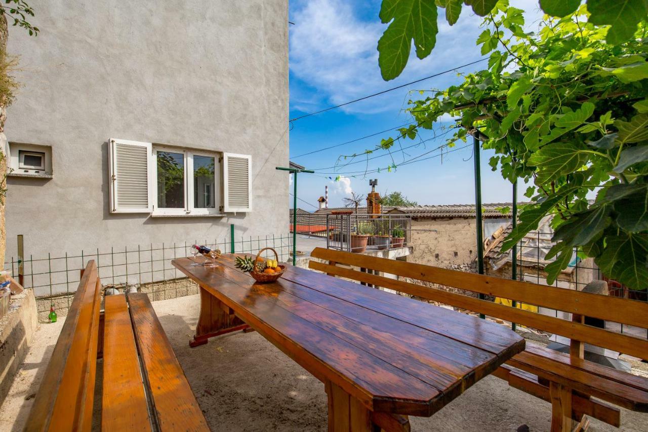 Apartments Lota Kostrena Εξωτερικό φωτογραφία